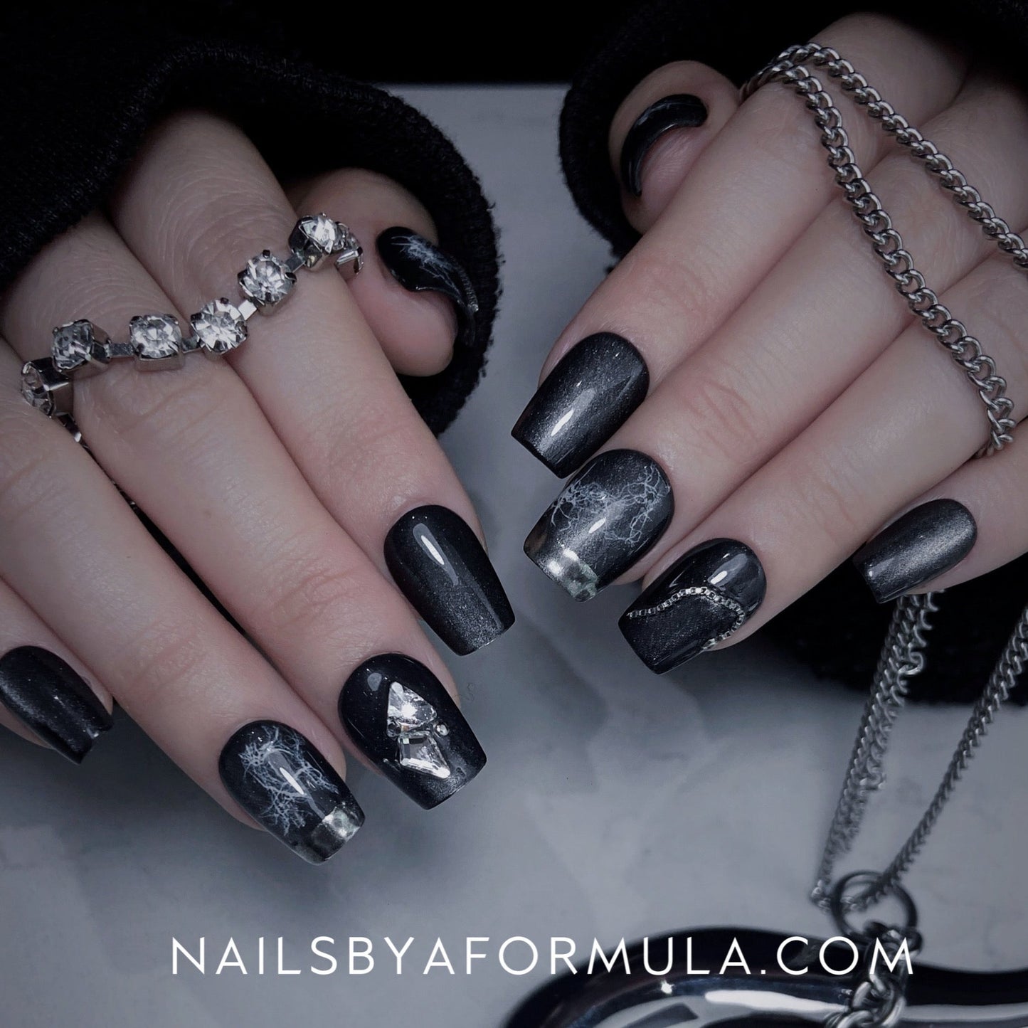 D72 Sin City (squoval)